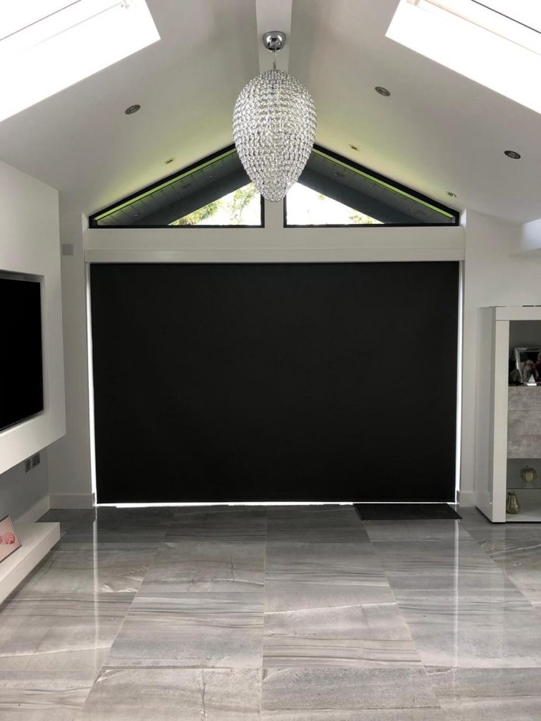 front view blinds closed