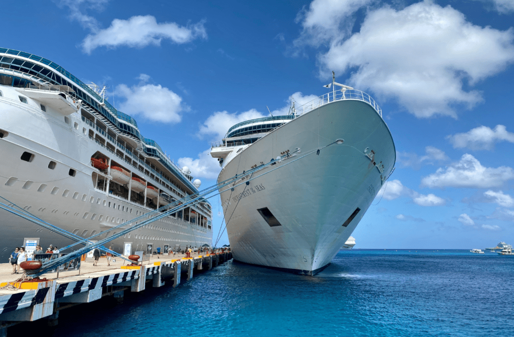 image of a commercial ship